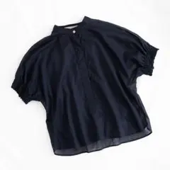 PLAIN PEOPLE ネイビーの半袖ブラウスのサムネイル