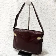 バリー　ショルダーバッグ　レザー　ワインレッドのサムネイル