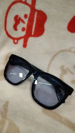 2026年最新】イヴサンローラン サングラスの人気アイテム - メルカリ