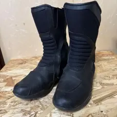 FORMA アドベンチャーロー バイクブーツ 42（26.5センチ） - メルカリ
