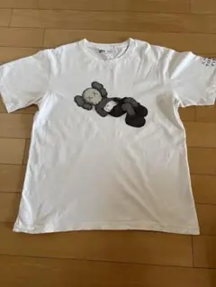 UNIQLO KAWS TOKYO FIRST Tシャツ XL