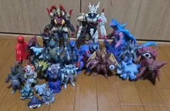 d*7様 ウルトラマン ウルトラ怪獣まとめ売り 旧サイズ - メルカリ