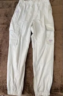 未使用　メゾピアノジュニア　【吸水速乾】ベルト付きジョガーパンツ　160