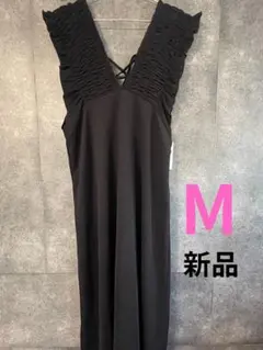 【新品】しまむらシャーリングワンピース Mサイズ　中黒ブラック