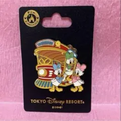 ディズニー　トゥーンタウン　ピン　ドナルド　姪　エイプリル メイ　ジューン