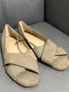 【新品】GAP フラットパンプス ベージュ 25cmのサムネイル