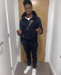 Nike テックフリース　セットアップ Lサイズ ブラック　早い者勝ち