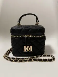 Darich キルティングスクエアミニバッグ