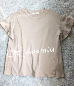 ♡Andmiu♡半袖♡カットソー♡ベージュ♡涼しげフリル袖♡のサムネイル