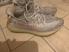 Yeezy Boost 350 V2 グレー/ホワイト