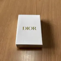 DIOR トランプ