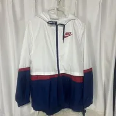 Nike ナイロンジャケット フード付き