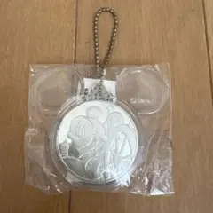 非売品　ディズニー　ミッキー　ミッキー型アクリルキーホルダー