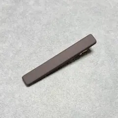 ダスティブラウンカラーストレートシンプルデザインヘアクリップ茶色髪留め