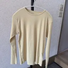 黄色透け感のあるオシャレトップスのサムネイル