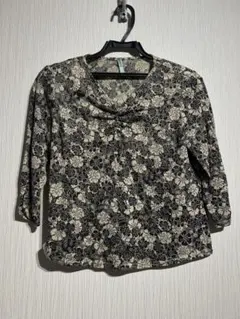 Chalet Blanc スパンコール 花柄 七分袖 カットソー 11号