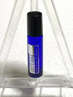 【新品‼️希少品‼️】doTERRロールオンボトル10mlドテラエッセンシャルオイルのサムネイル