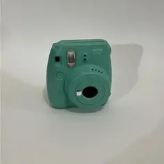 完動品　instax mini 8 本体 フィルム入り　ミントグリーン