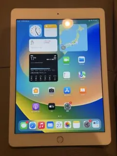 Apple iPad 第5世代 32GB ゴールド Wi-Fi+Cellular