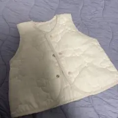 赤ちゃんの城　ベスト 70〜80cm 未使用