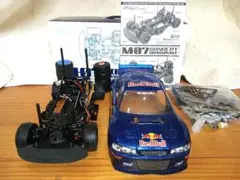 タミヤ M07 CONCEPT シャーシキットメカ付き Red Bullボディのサムネイル