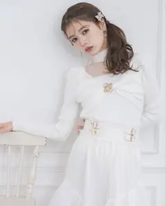 ROJITA アーデコルテツイストリボンニット ホワイトのサムネイル