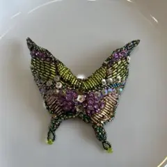 タケコブター様のオーダーご確認用です ビーズ刺繍ブローチ