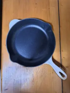 LE CREUSET スキレット ホワイト 26cm - メルカリ