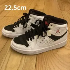 Jordan ハイカットスニーカー ホワイト/ブラック/レッド
