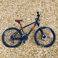 か*ん様 Giantマウンテンバイク 赤と黒 RTX 27.5インチ タイヤイ