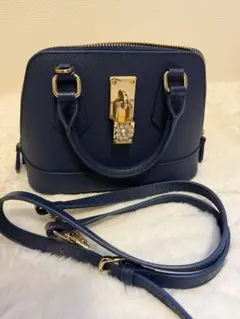 ネイビー ロック付きハンドバッグ