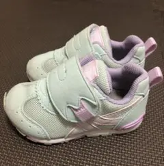 Item thumbnail for item 1ef7028c-0c06-4d78-80d5-6e4977281e37