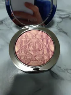 Dior ハイライト ピンクストロボ
