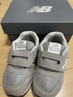 New Balance 996 キッズシューズ グレー