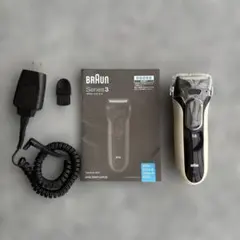 BRAUN Series 3 電気シェーバー 本体のサムネイル