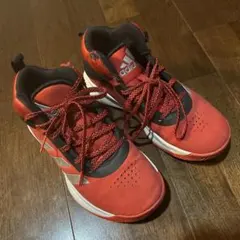adidas バスケットボールシューズ 22.5cm レッド/ブラック