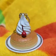 一番くじ コメダ珈琲 フィギュアチャーム シロノワール