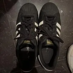 adidas SUPERSTAR ブラック ホワイトのサムネイル