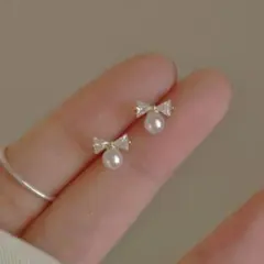 【即日〜翌日発送】リボンパールピアス　ゴールド　韓国　上品　*167
