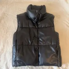 ZARA ブラック ダウンベスト