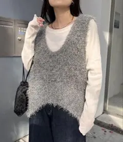 チャオパニックティピー　深Uメランジフェザーベスト