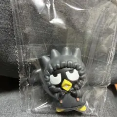むぎゅぎゅ　パーカーフィギュア　バッドばつ丸 サンリオ　ガチャガチャ