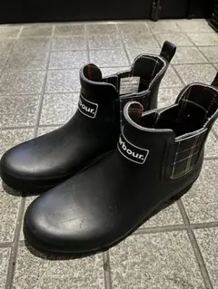 Barbour ブラック レインショートブーツ