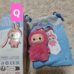 POP MART PIN FOR LOVE 【Q】Labubu