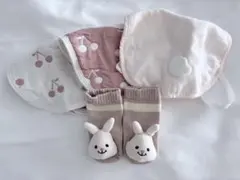 ベビー用スタイ・靴下セット