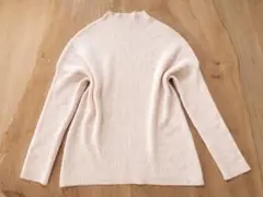 theory luxe クリーム色 リブ編み ハイネック　セーター