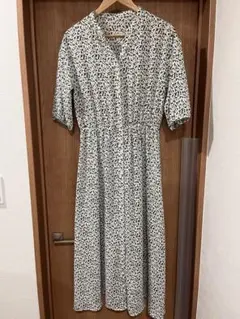 ローリーズファーム　小花柄ワンピース