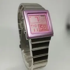 【稼働】CASIO FUTURIST LA-2000D 腕時計 ピンク