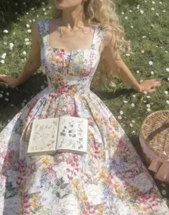 花柄 ワンピース 新品未使用 ノースリーブ