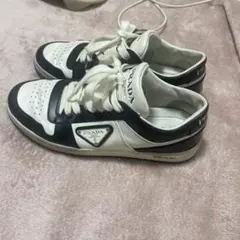 希少☆PRADA Downtown スニーカー ホワイト ブラック表記7 - メルカリ
